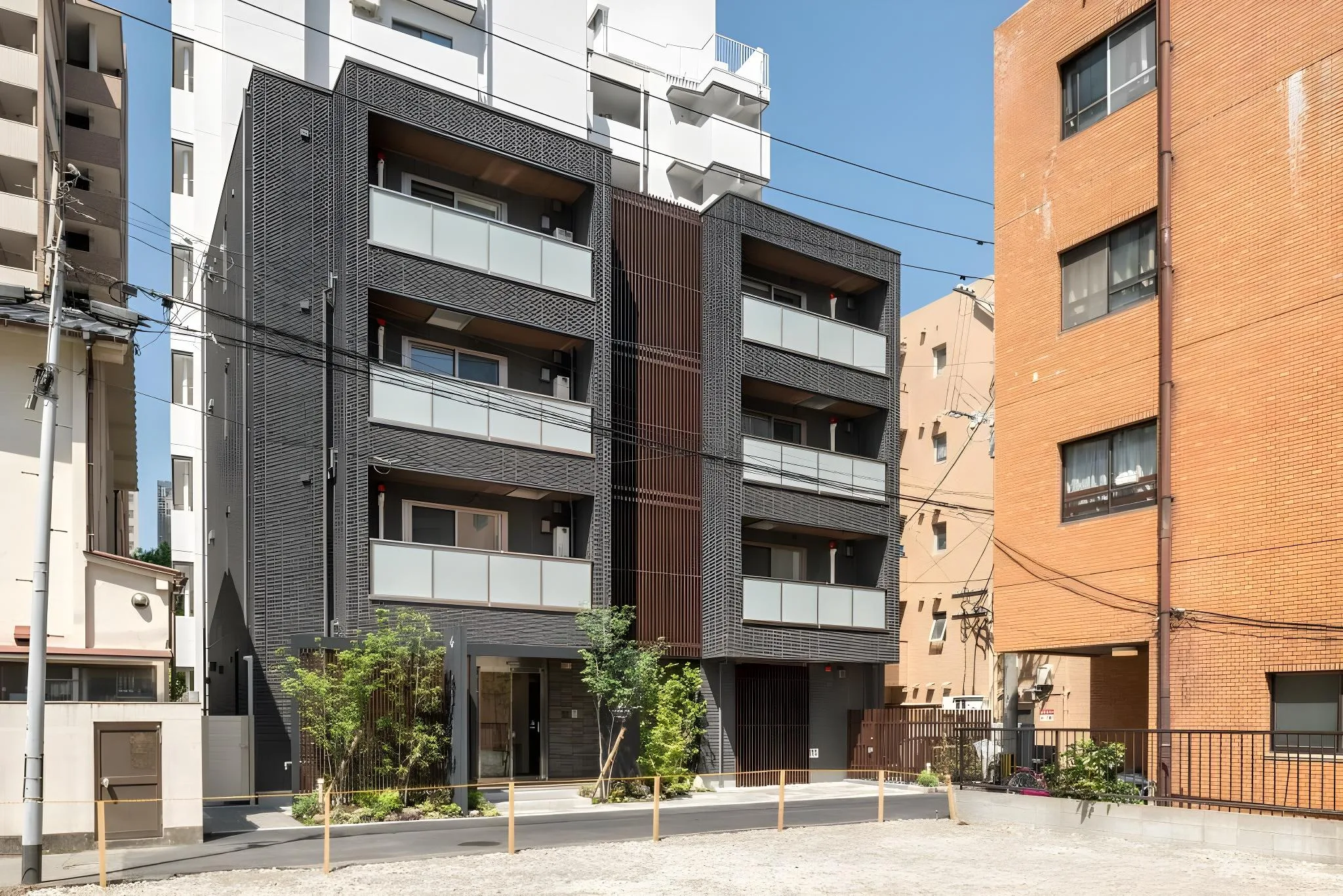GRAND BASE Yakuin Odori