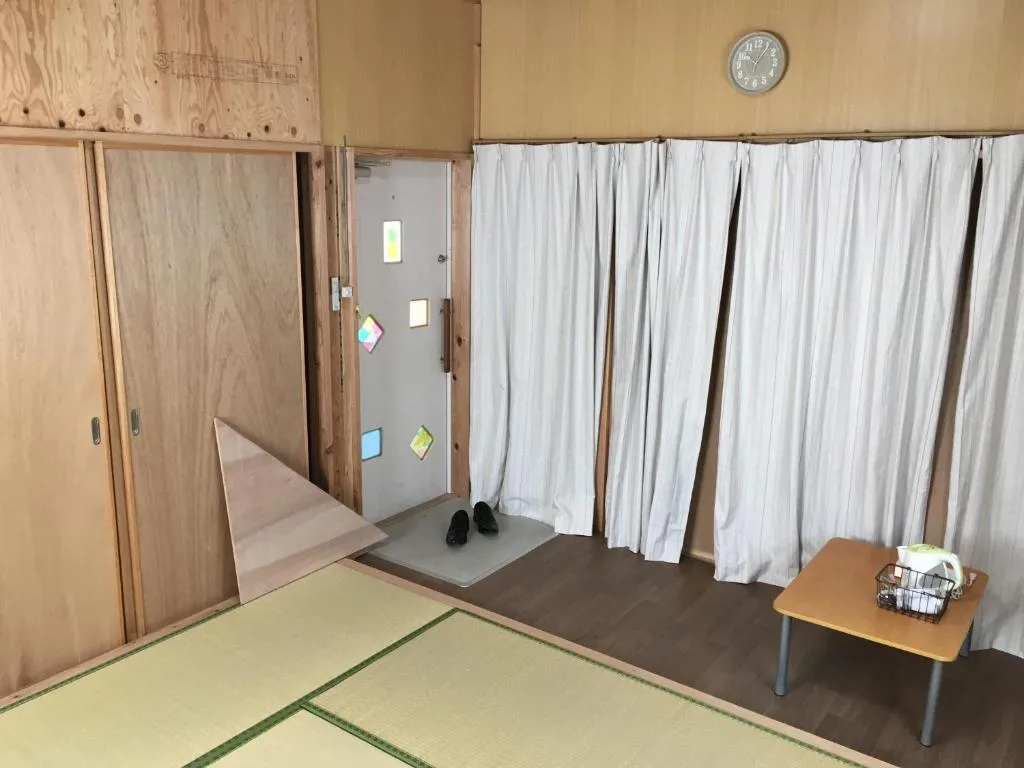 雨恩施曼楚旅館