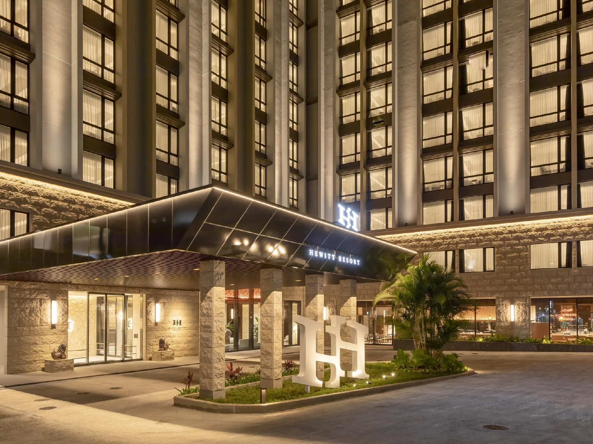 Hewitt Resort Naha