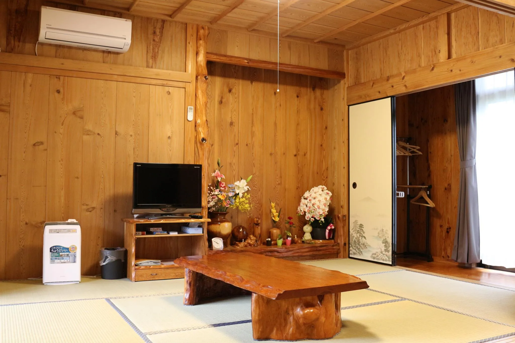 屋久杉之家小屋