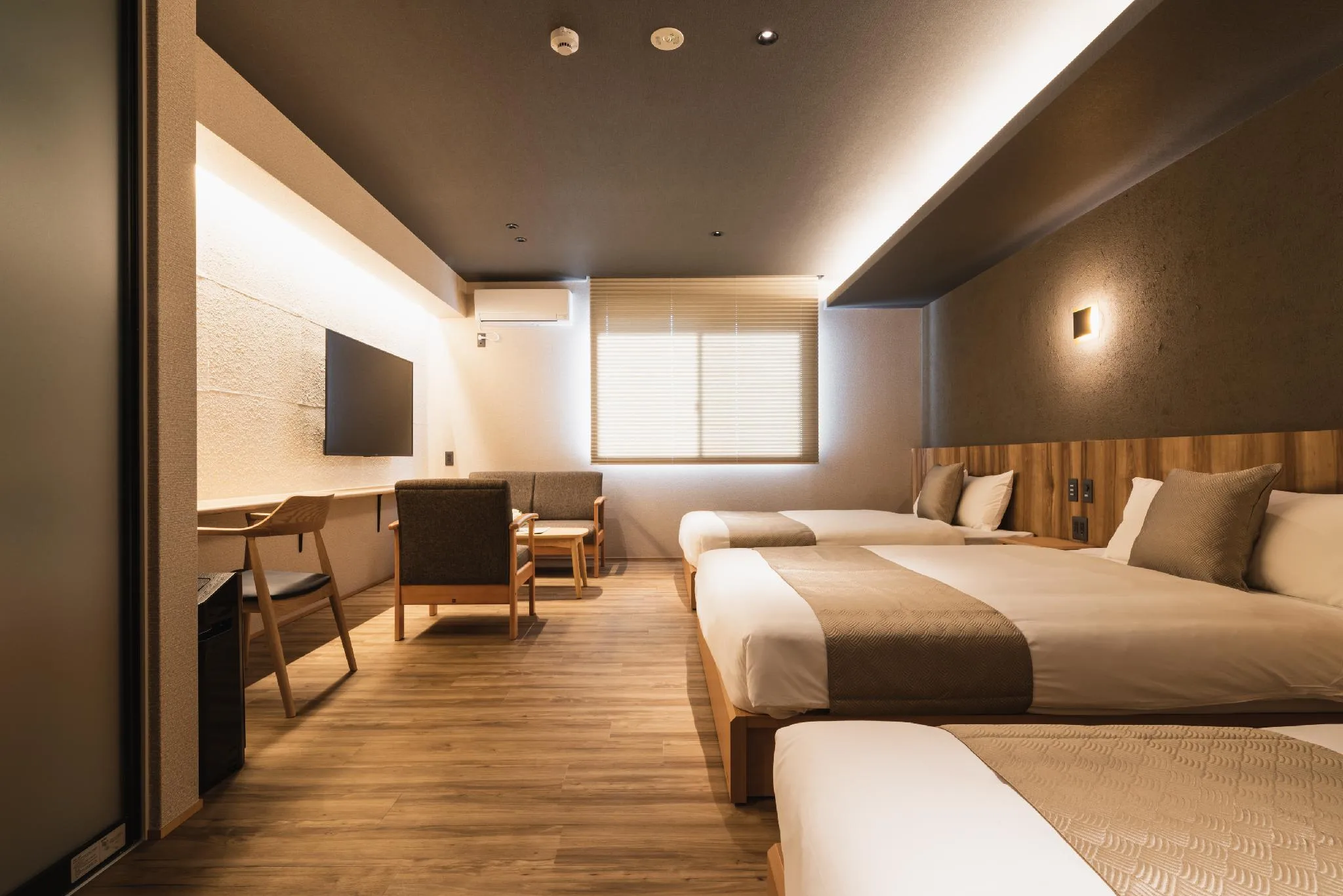 豪華家庭房 (Deluxe Family Room)