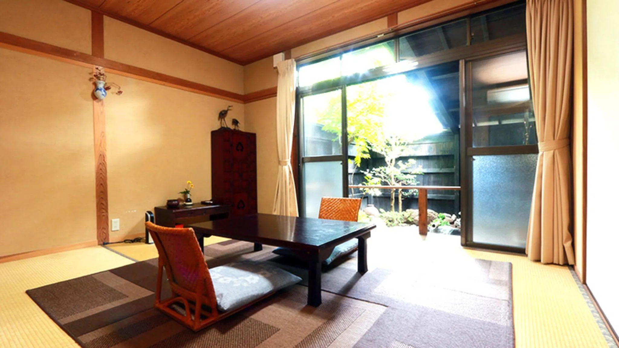 日式客房 - 有露天浴池/禁止1人住宿 (Japanese Style Room with Open-Air Bath - 1 Person Stay Not Allowed)