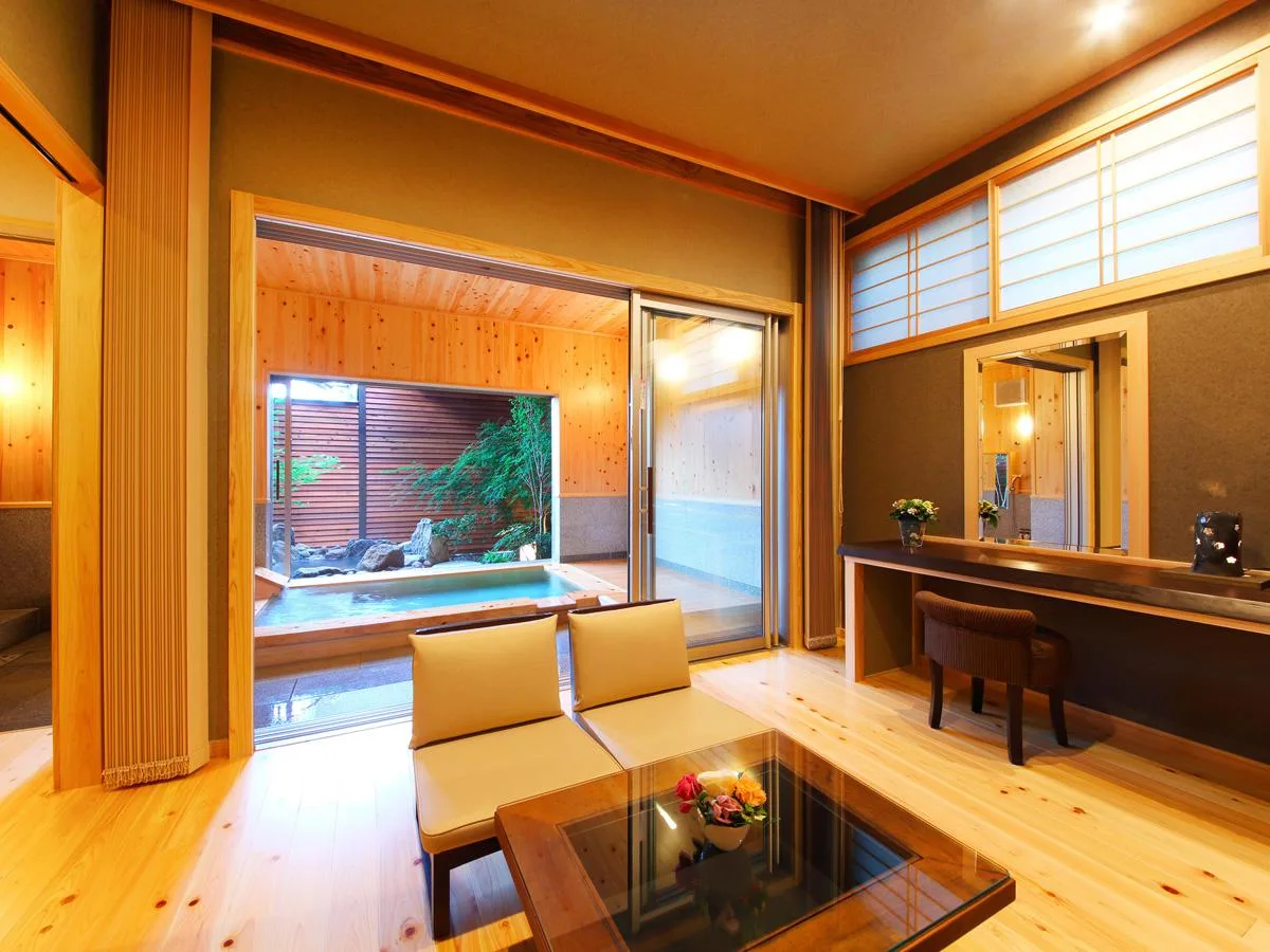 信樓中樓房或日式客房住宅 - 有室內浴池和露天浴池/可吸菸 (SHIN Maisonette or Japanese-Style Room House with Indoor Bath and Open-Air Bath - Smoking)