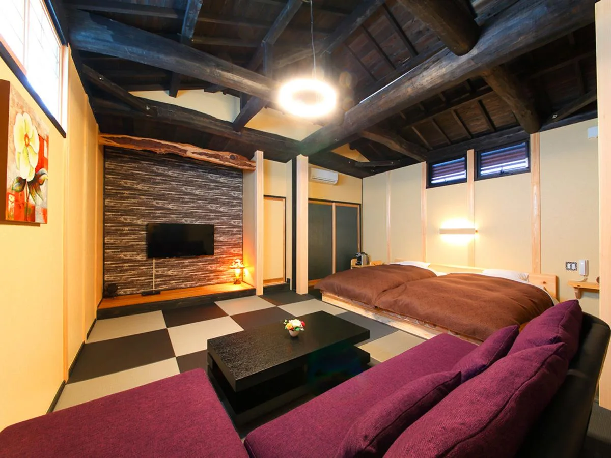斗樓中樓房或日式客房住宅 - 有室內浴池和露天浴池/可吸菸 (TO Maisonette or Japanese-Style Room House with Indoor Bath and Open-Air Bath - Smoking)
