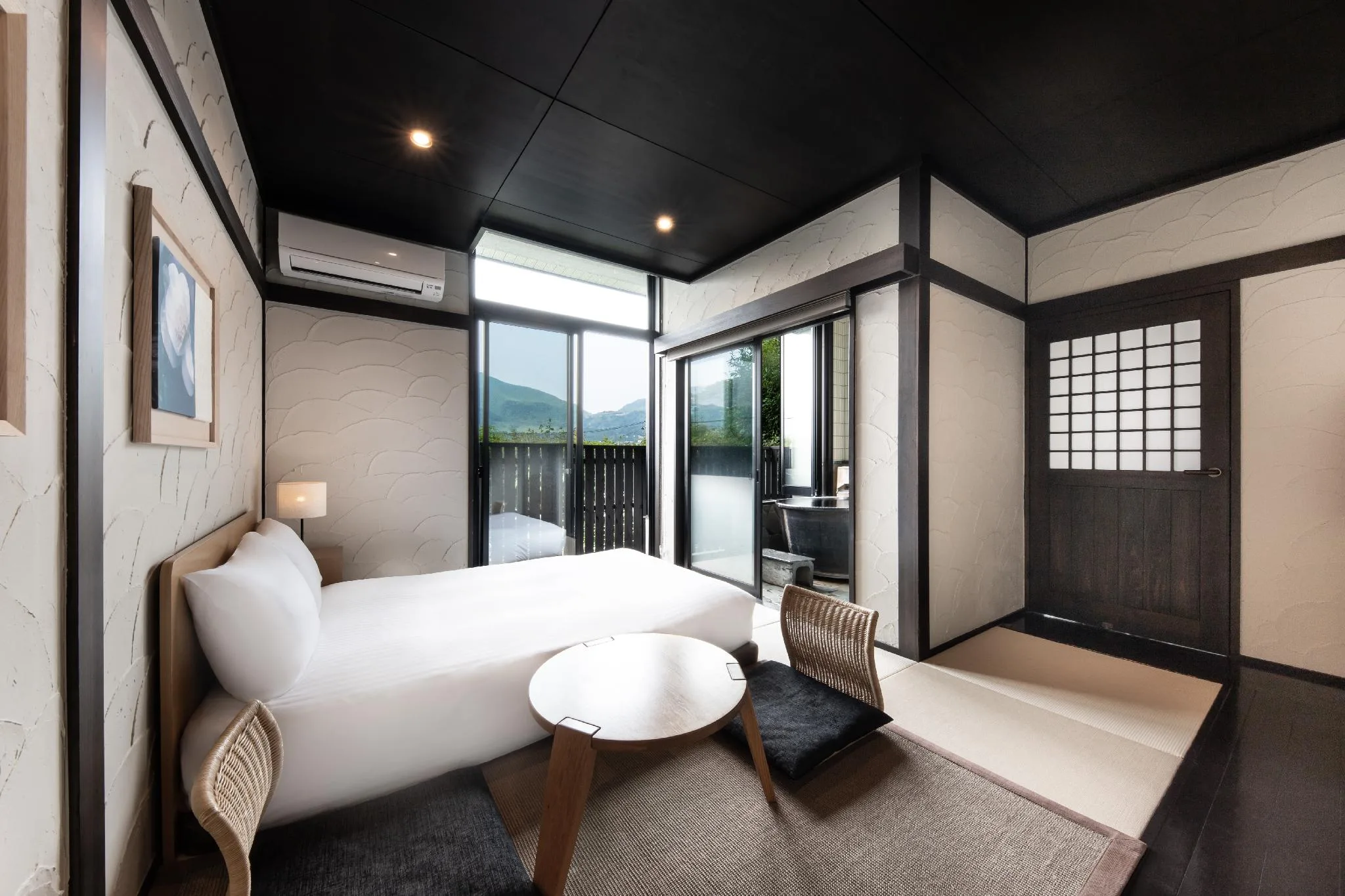高級雙人床房(和洋室)- 含半露天浴池|禁菸 (Japanese-Western Style Superior Double Room, Semi-Open-Air Bath, Non-Smoking)