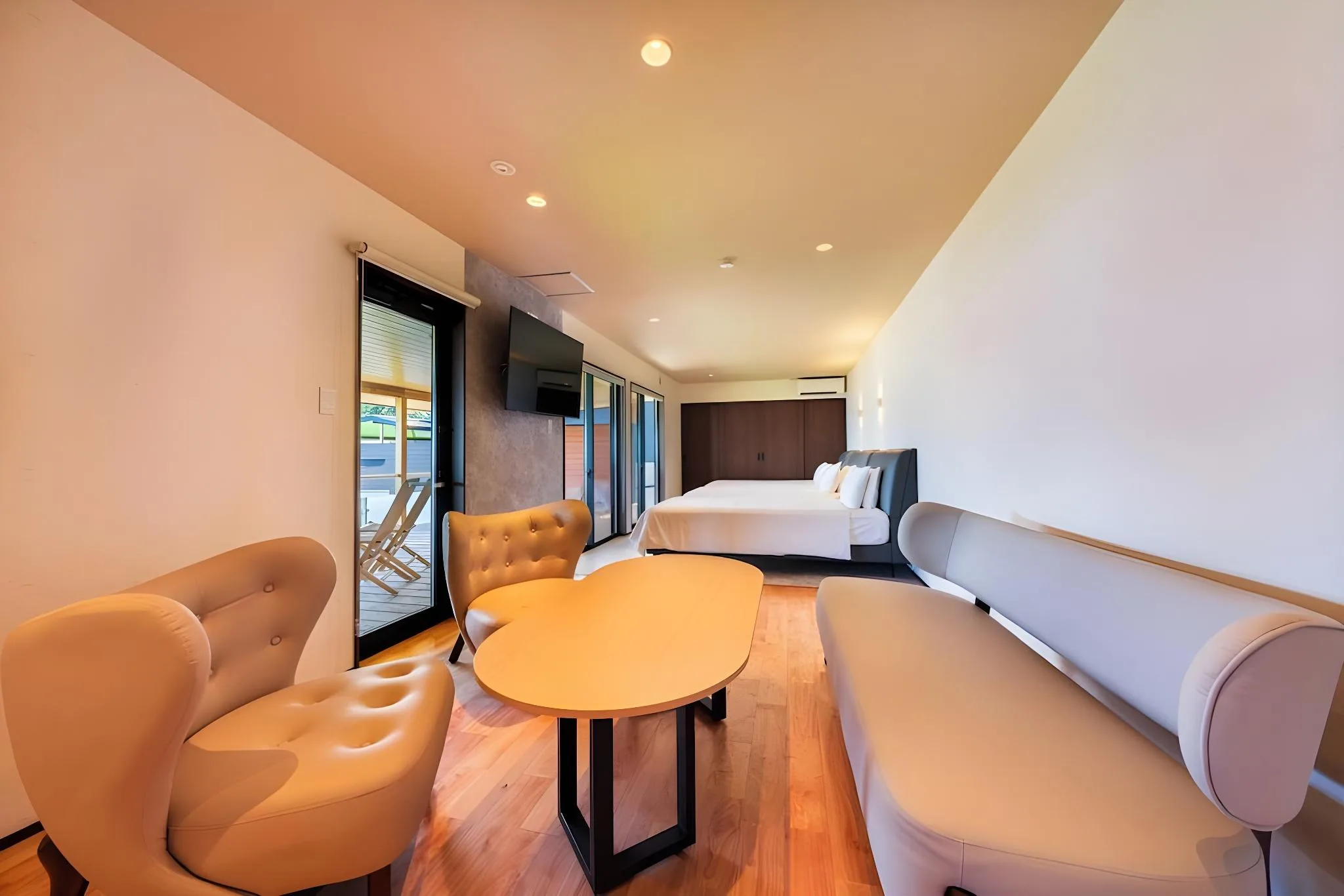 標準別墅西式三床房，含溫泉及桑拿 (Standard Villa Western-Style Room with 3 Beds, Hot Spring and Sauna)