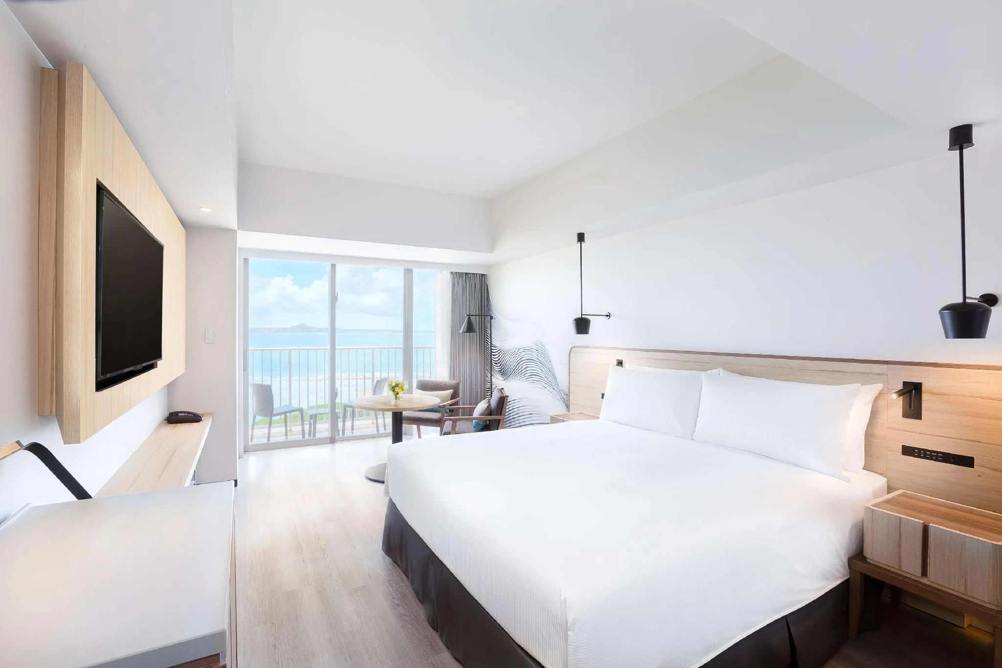 King Guest room ocean view