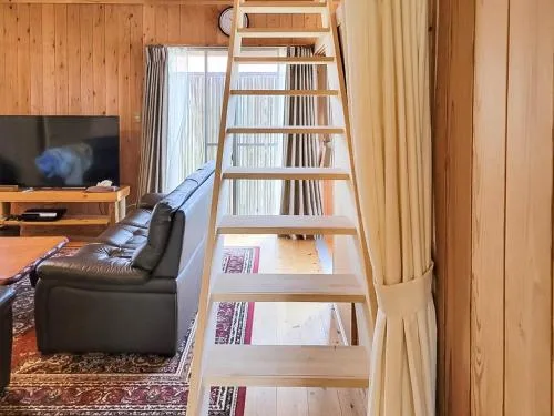 度假屋 (Vacation Home)