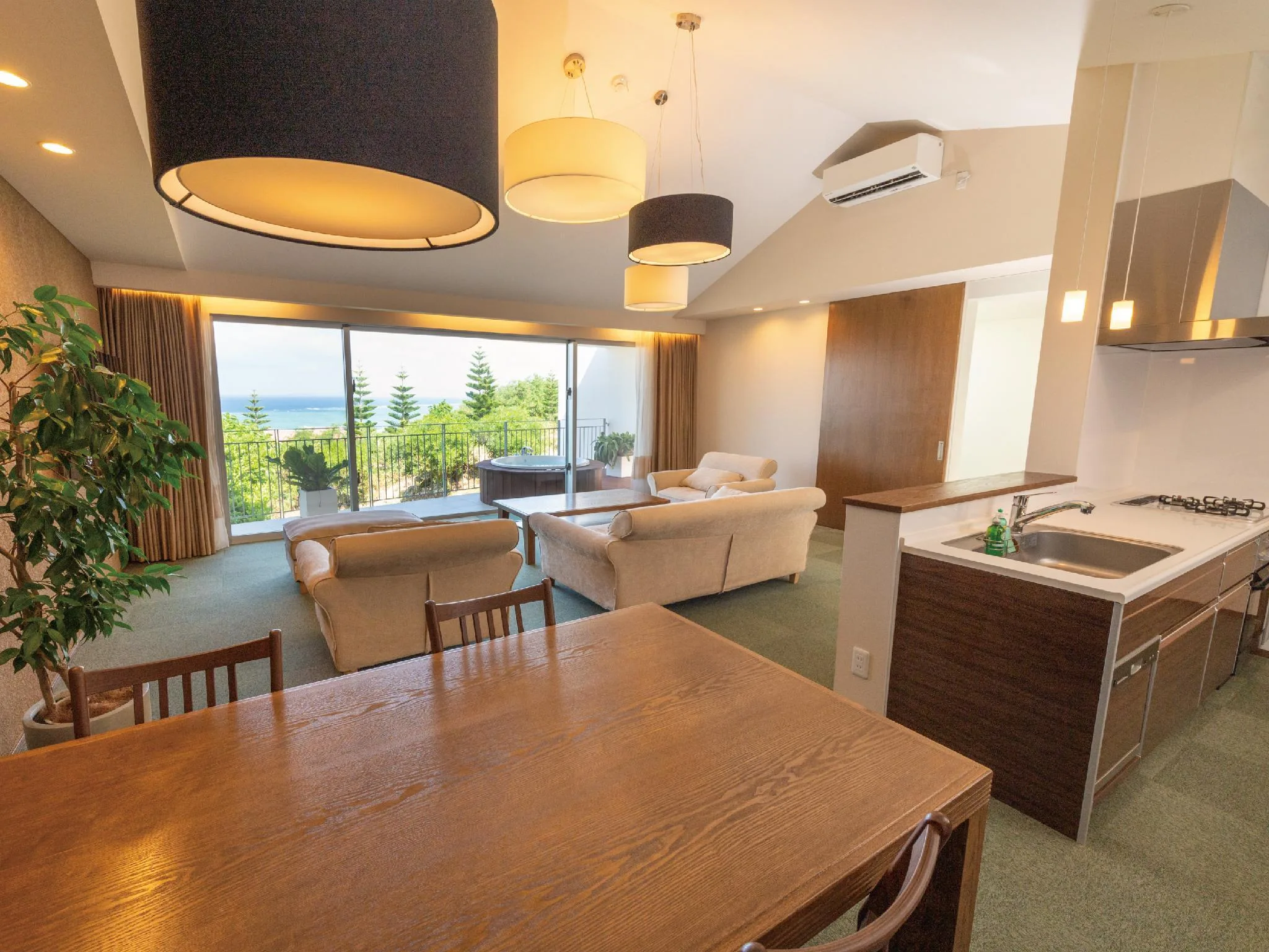 標準公寓客房 (Condominium Standard)
