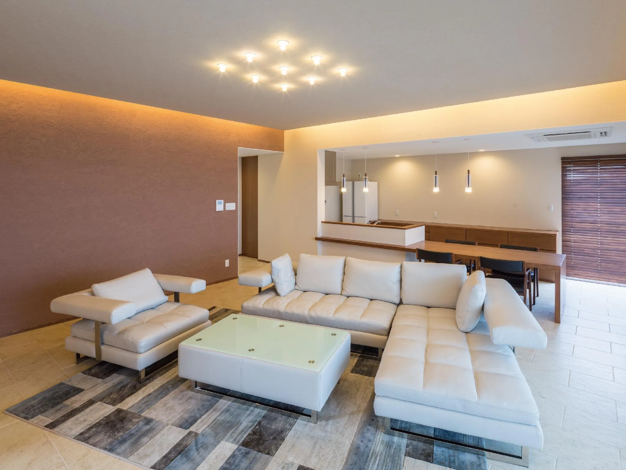 雙臥室海洋公寓 (2-Bedroom Sea Condo)
