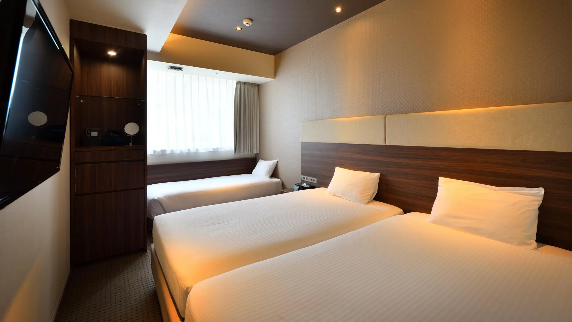 三人房 (Triple Guest Room)