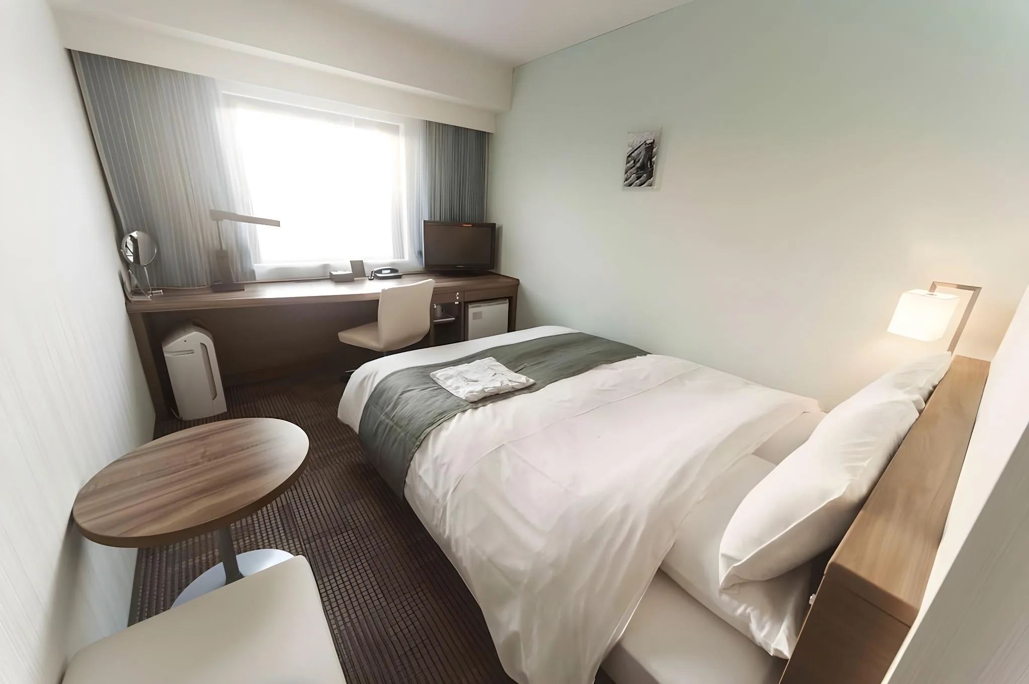 標準房(雙人床) - 限住1人/可吸菸 (Standard Double Bed Smoking for 1person)