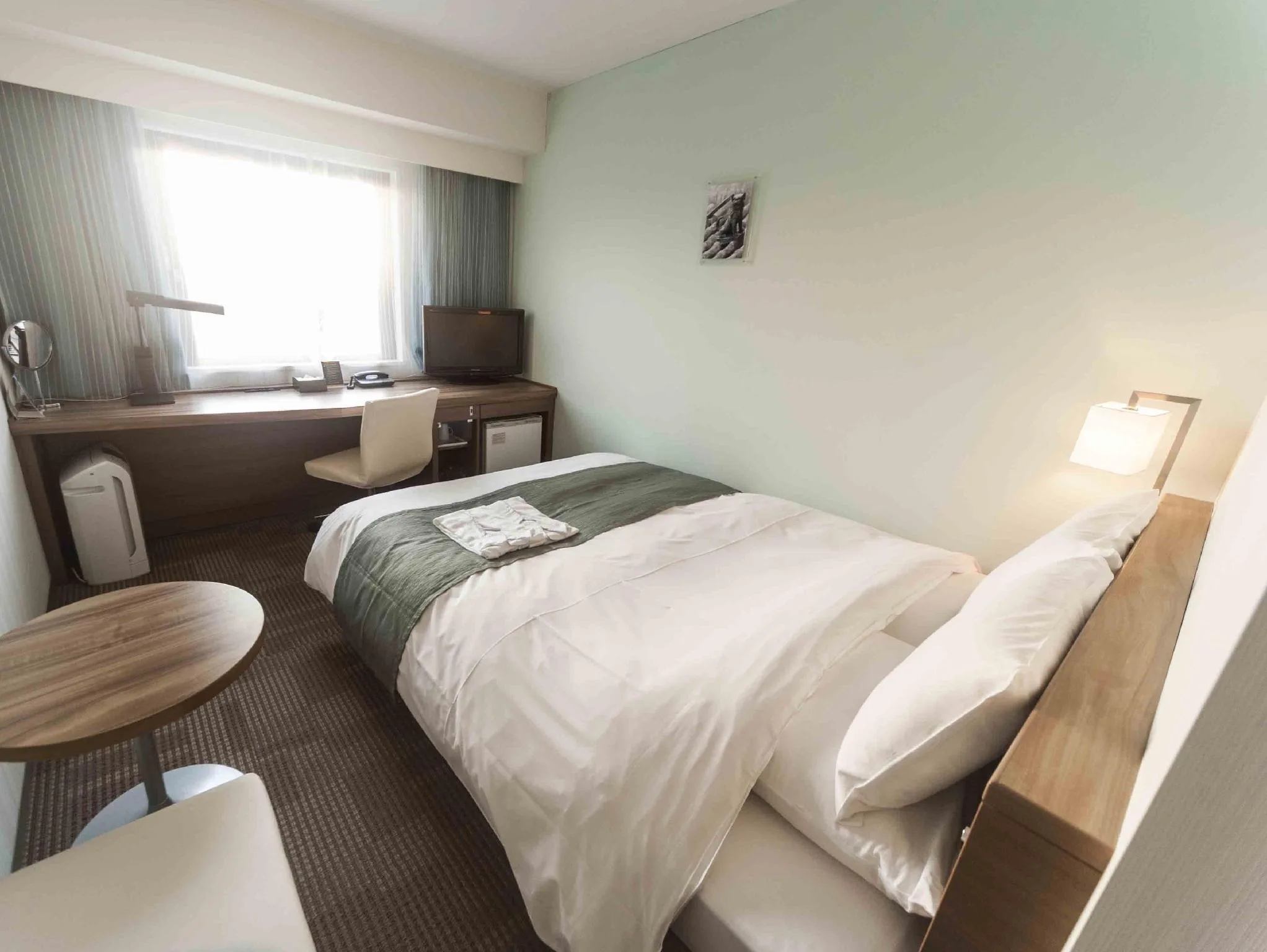 標準雙人房 - 可住2人/可吸菸 (Standard Double Room for 2 People - Smoking)