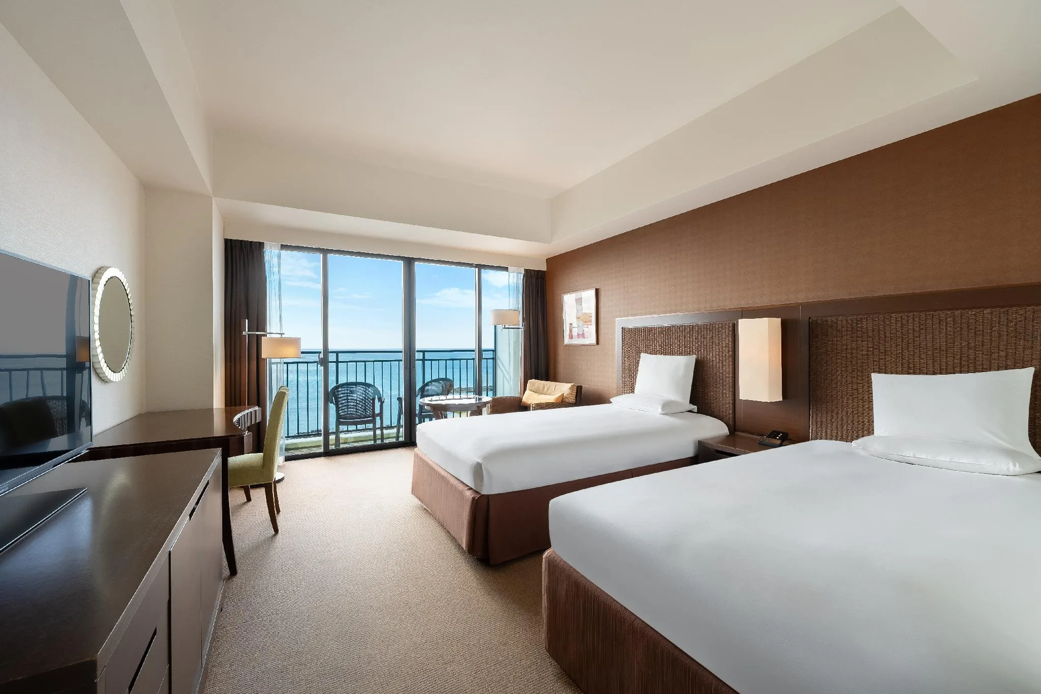 海景頂級Club房 - 可使用行政Lounge (Premium Club Ocean View Room with Lounge Access)