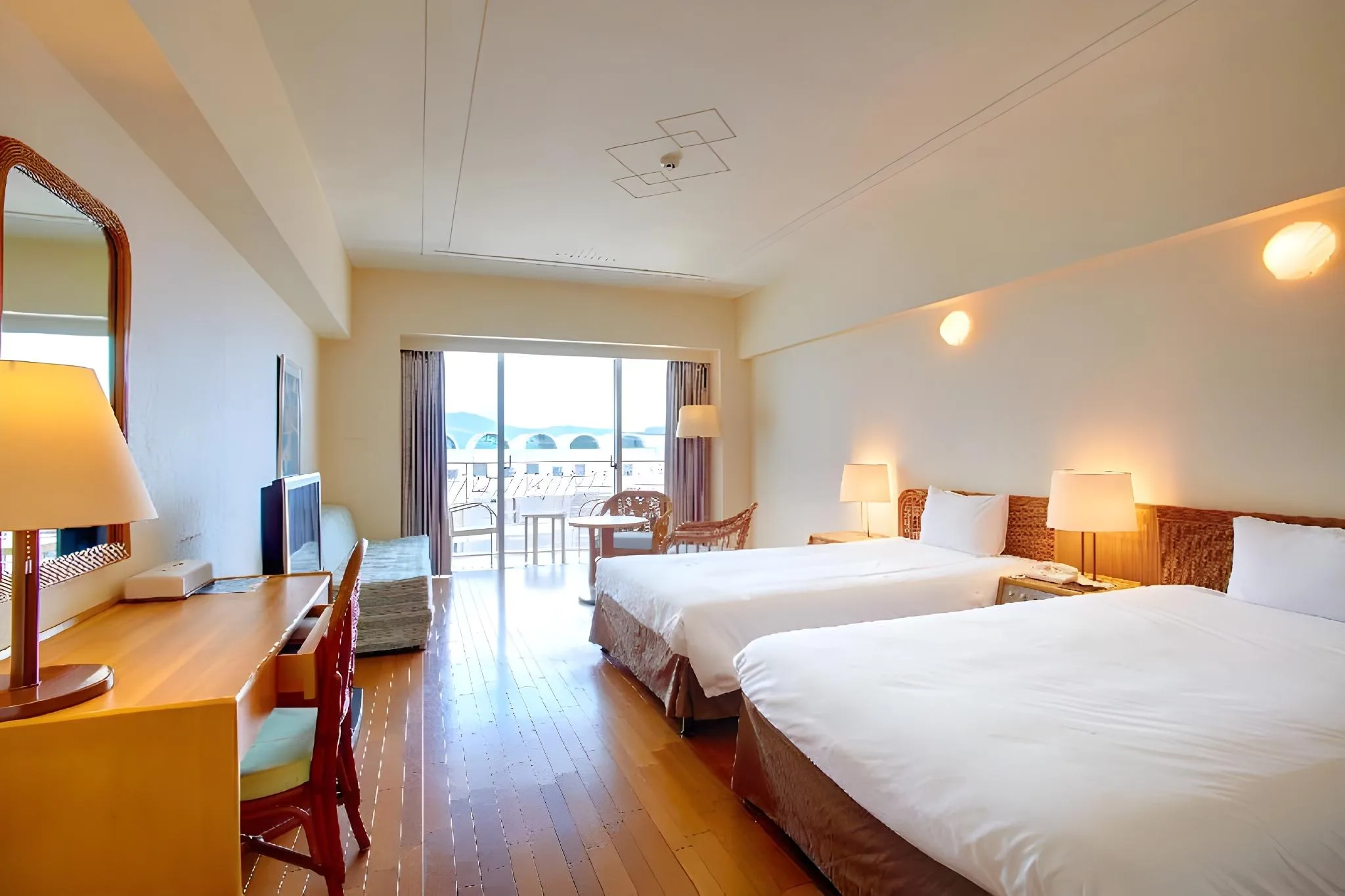 標準房(兩床/高樓層) - 可住2人/禁菸 (High Floor Standard Twin Room for 2 People - Non-Smoking)