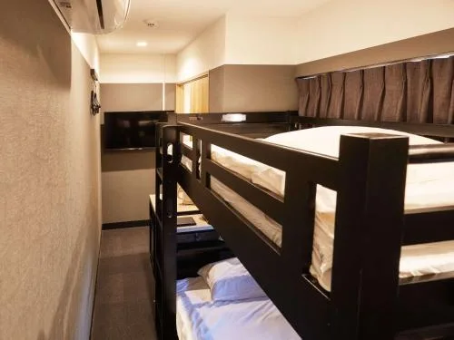 雙床房(上下鋪) (Twin Bunk Bed Room)