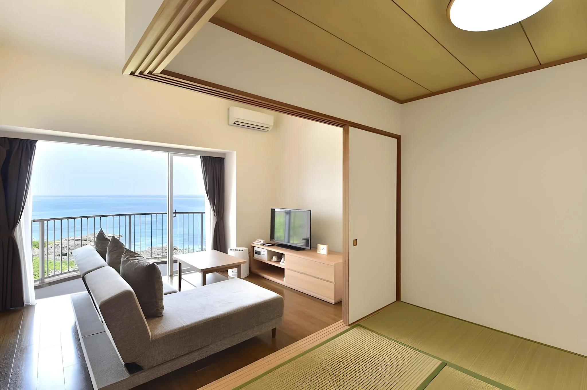 Type A2 Japanese-Western Room High Floor 7-9F - Non-Smoking