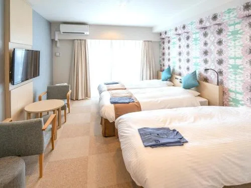 高級兩床房（附陽台，可住3人） (Superior Twin Room with Balcony for 3 People)