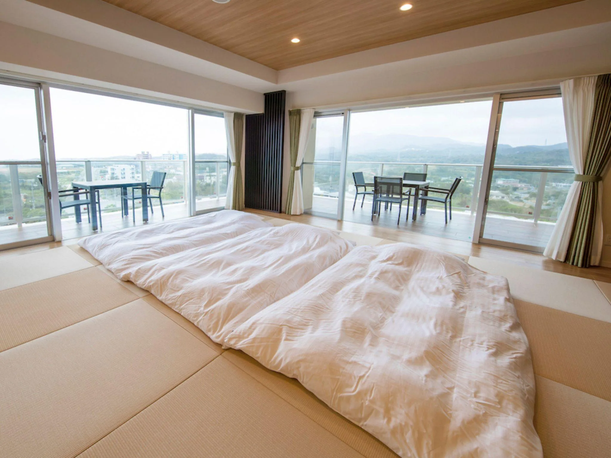 客房(邊間) (Corner Room)
