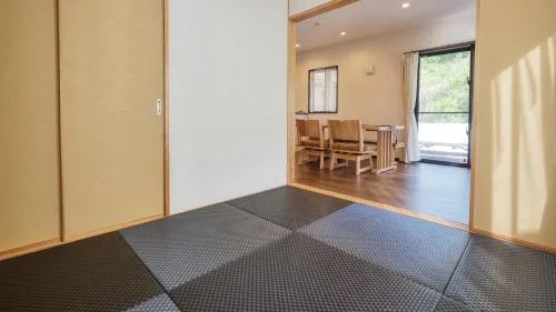 別墅 (Villa)