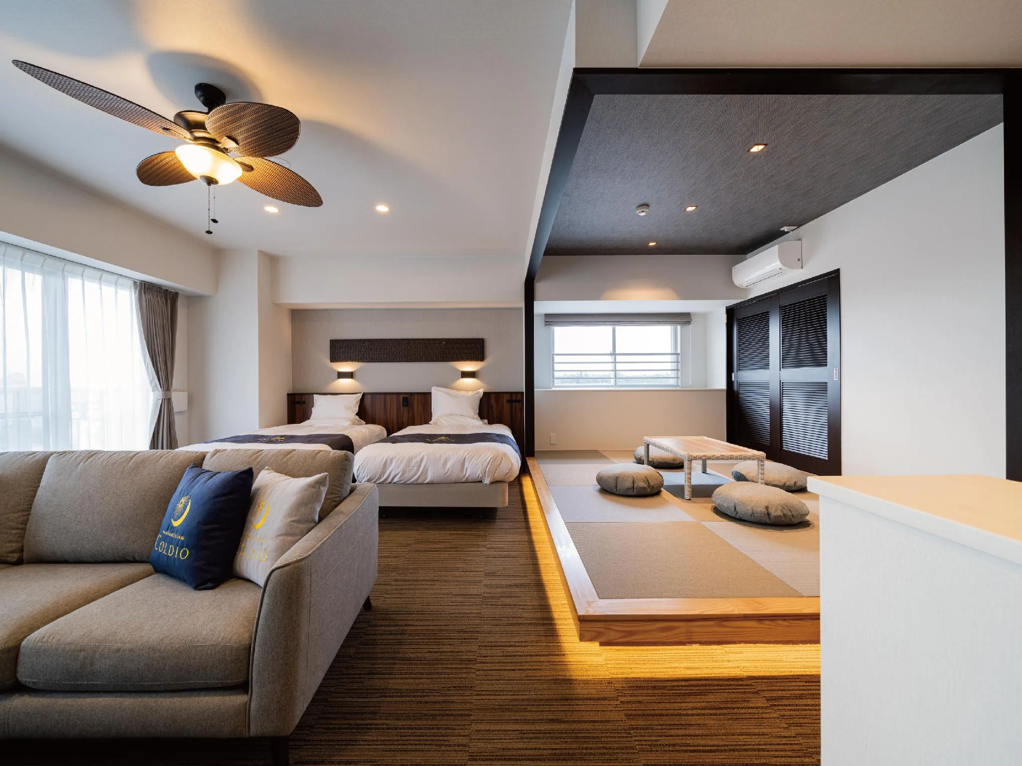 頂級套房公寓 (Premium Suite Condo)