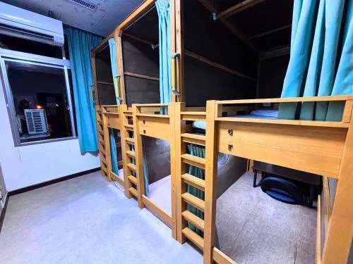 高級宿舍間 (Premium Dormitory Room)
