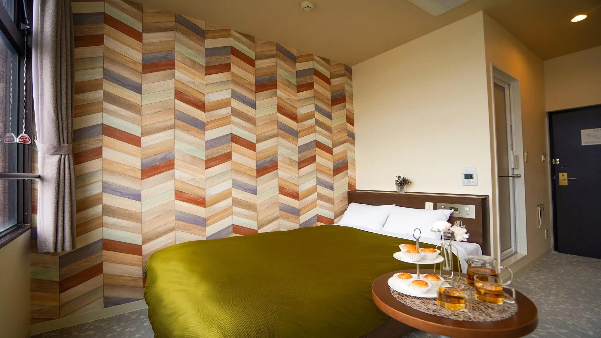 【全新裝潢】豪華雙人房 - 可吸菸(僅限電子煙) (Deluxe Double Room - Newly Renovated, Smoking, E-Cigarettes Only)