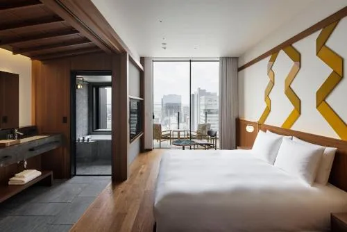 山景特大雙人床房 (King Room with Mountain View)