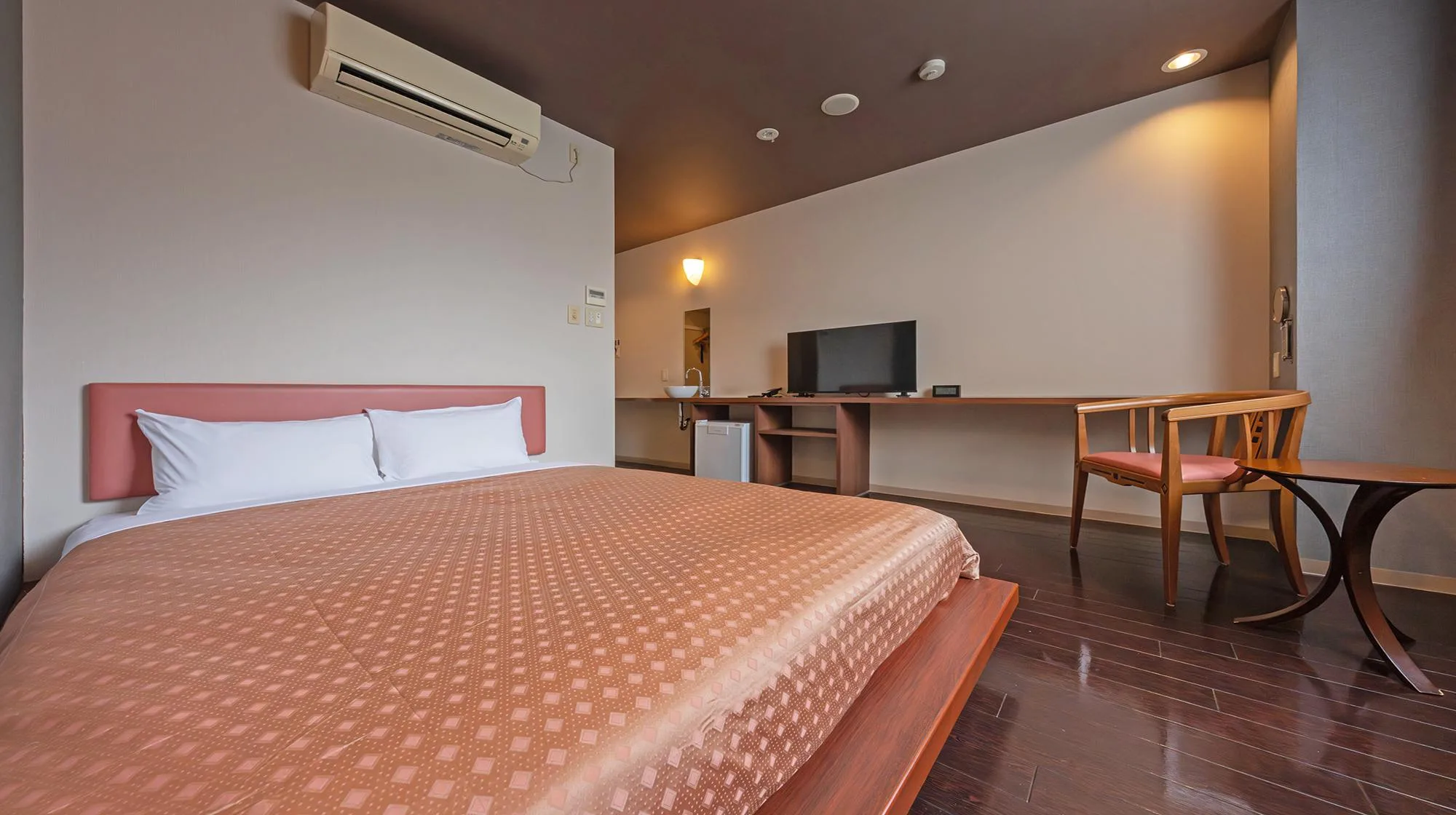雙人房 (Double Room)