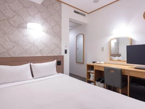 雙人房 - 可吸菸 (Double Room - Smoking)