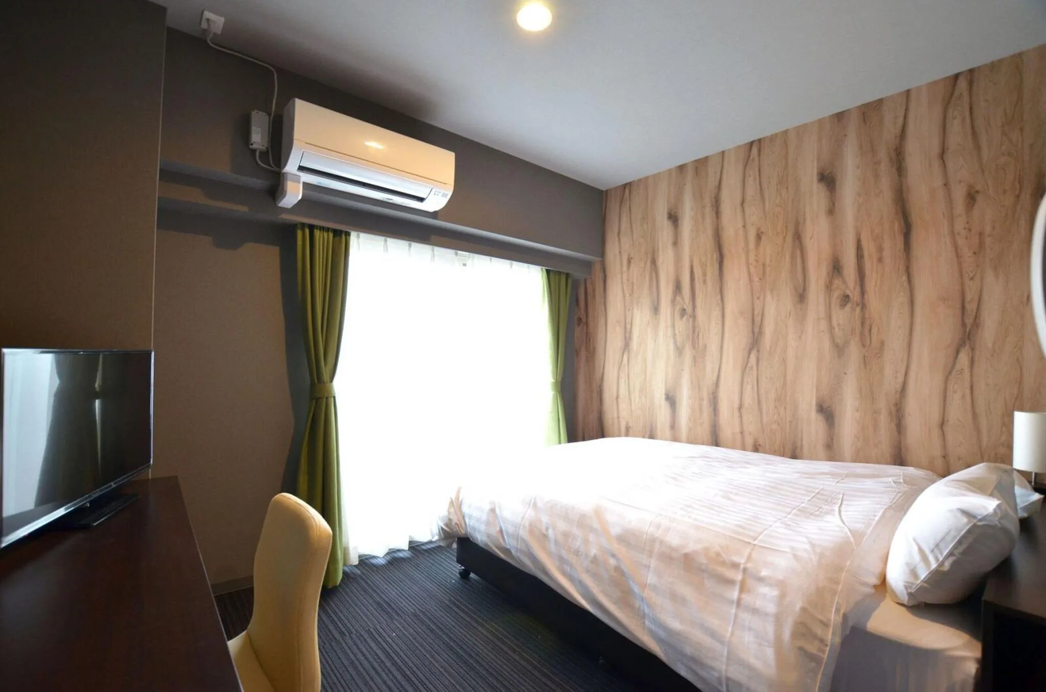 豪華雙人房－禁菸 (Deluxe Double Room Non-Smoking)