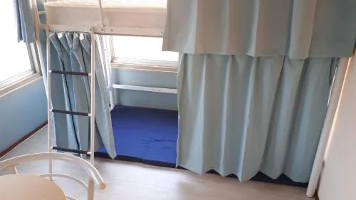 4床男女混合宿舍(1人床位) (Bed in 4 Bed Mixed Dormitory)