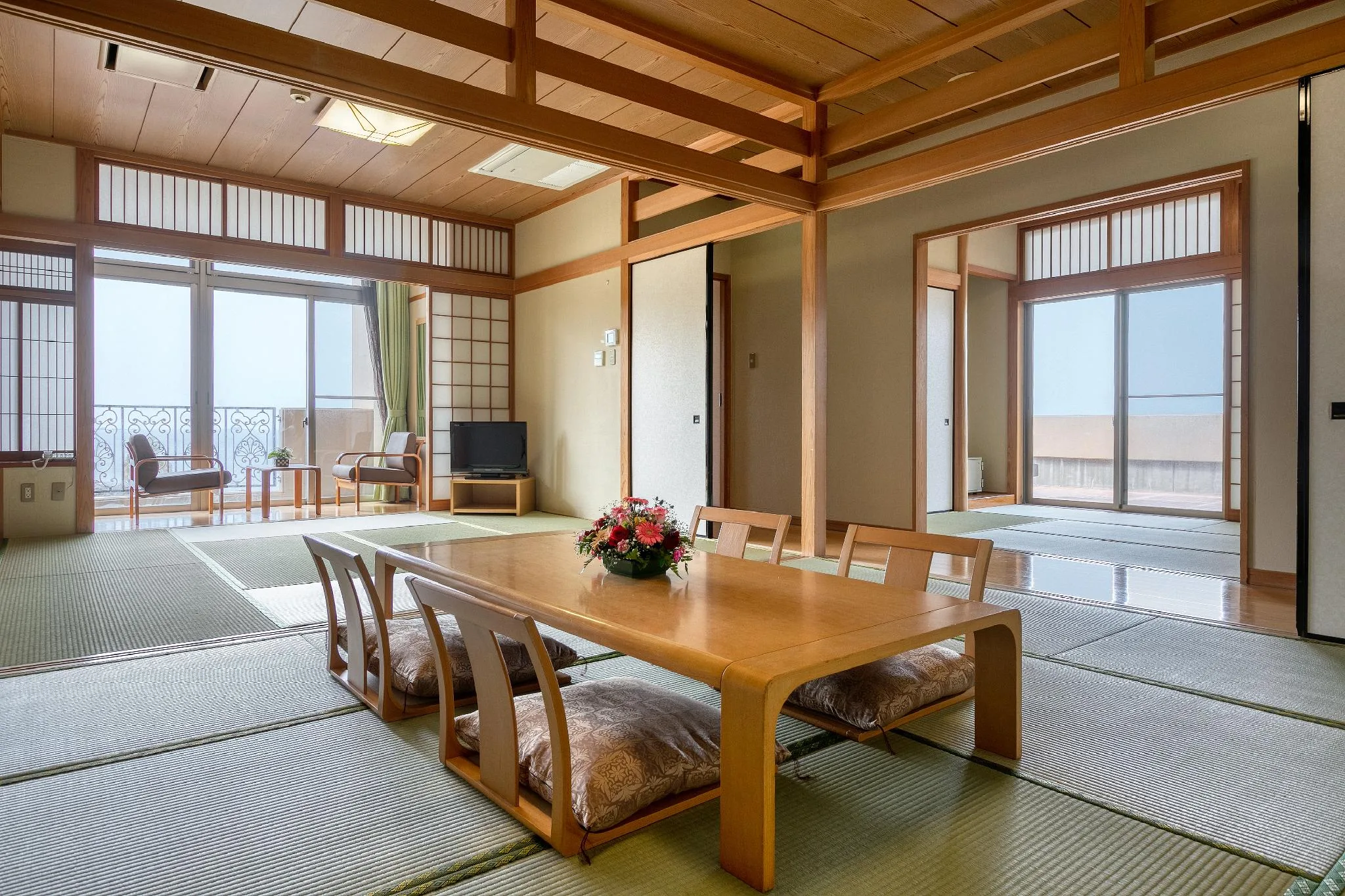 日式客房 - 有露台 (Japanese Style Room with Terrace)