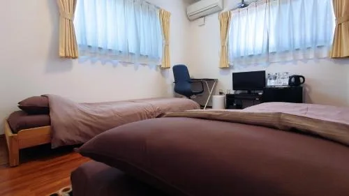 小型雙床房 (Small Twin Room)