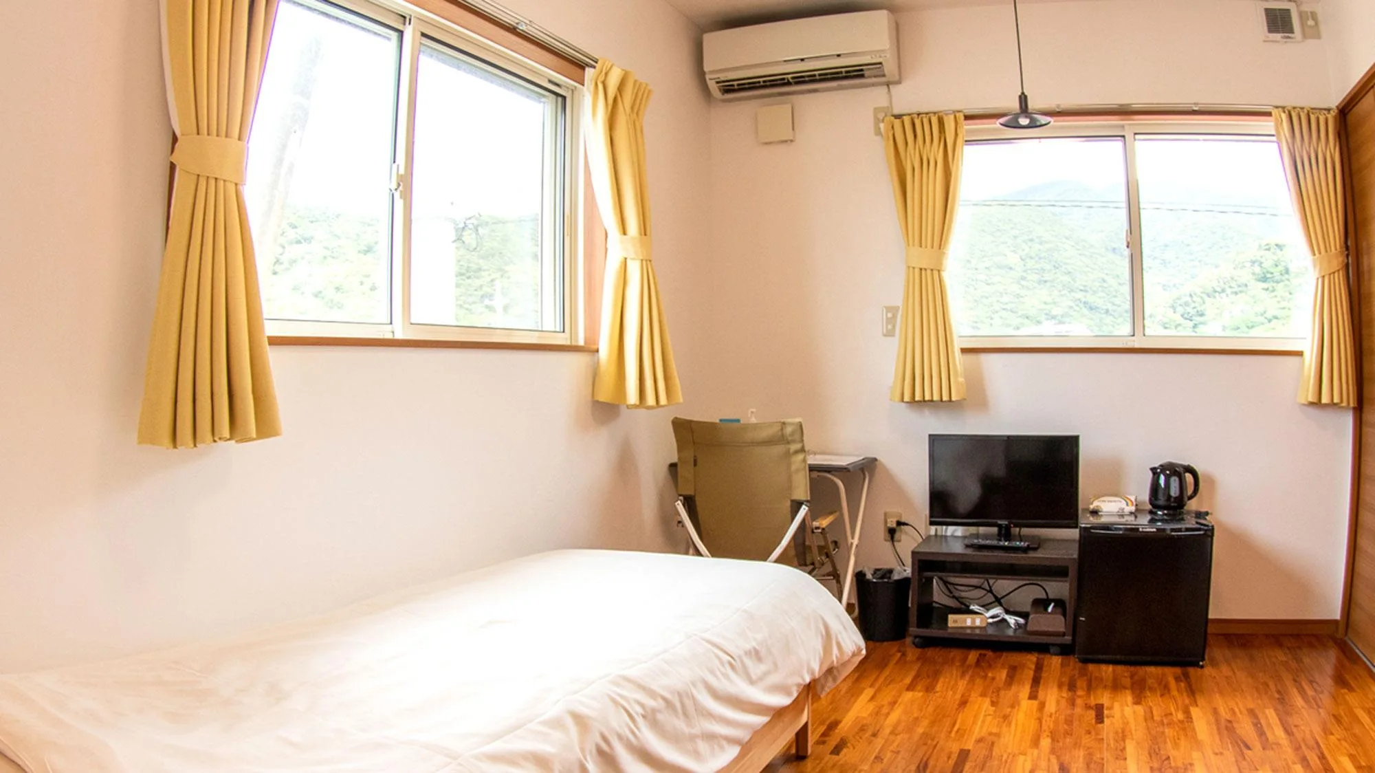 Standard Single room, Ocean view, Non-smoking (Villa Single Room 2F (via stairs))