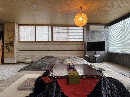 日式客房 (Japanese-Style Room)