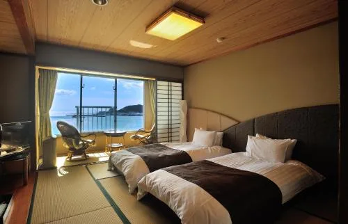 榻榻米客房 (Tatami Room)